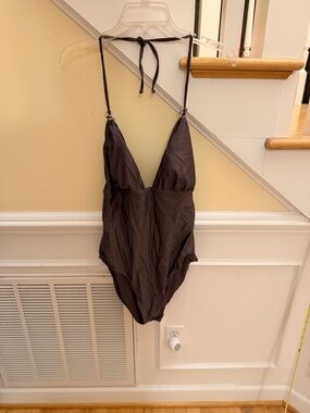 Ladies Size Large "Old Navy" Halter One-Piece Swimsuit SEXY GUC ❤️